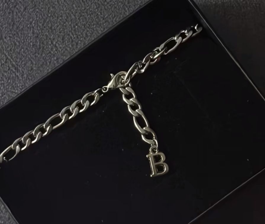 Baş Harfli Charm Bileklik (Tek Adet)